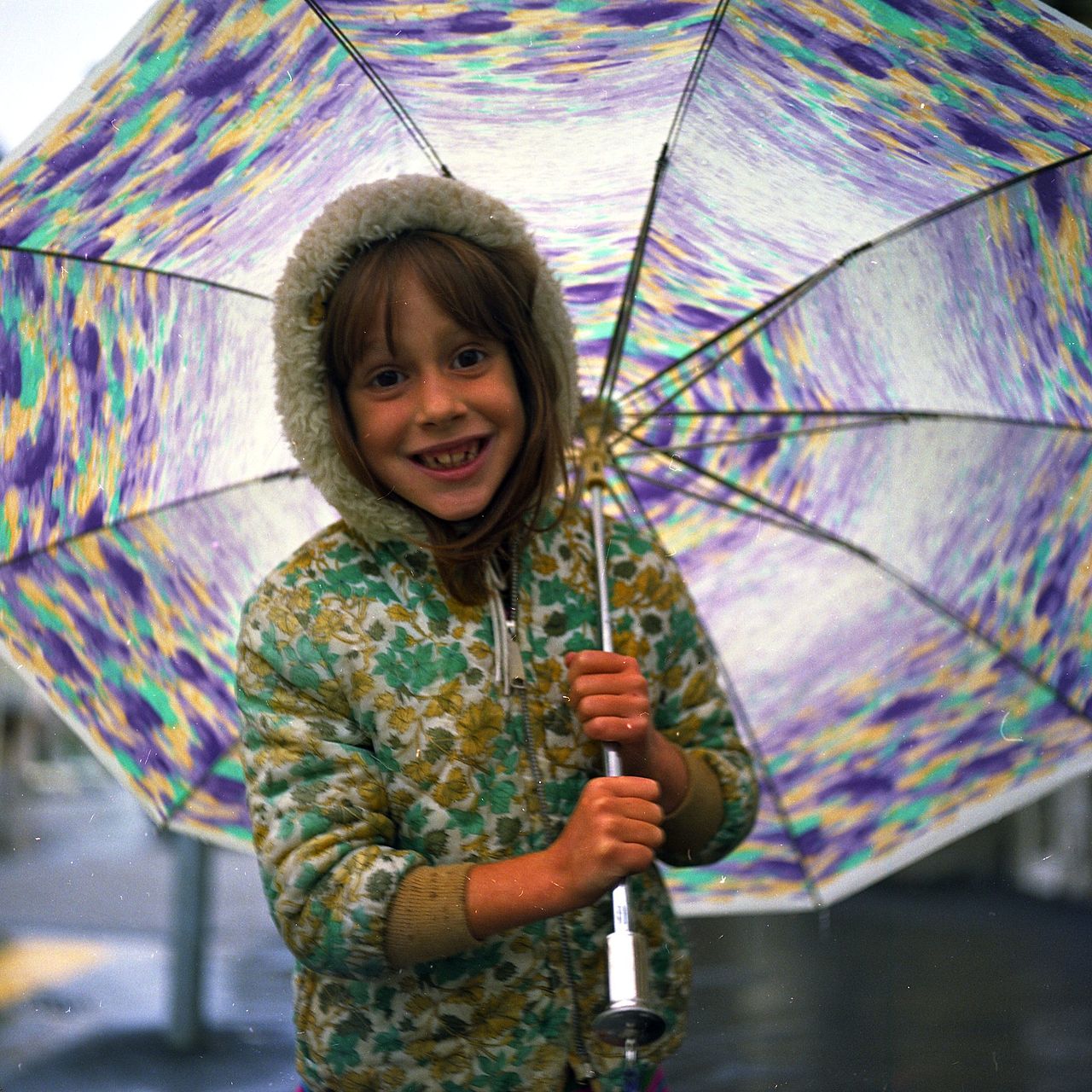 Child_with_umbrella,_1968.jpg