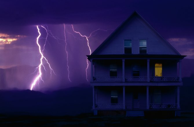 lightning-night-pecan-670-1.jpg